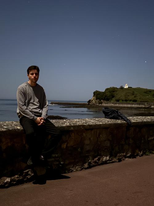 ABIERTO A VIAJES CORTOS POR EUROPA