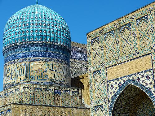 UZBEKISTAN en verano