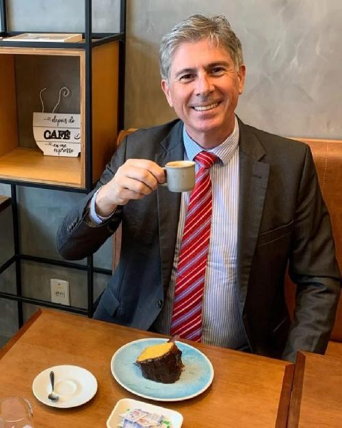 Busco compaera de viaje de entre 54 y 67 aos.