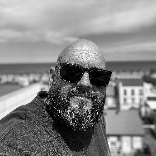 Hola busco compa�era de viaje 