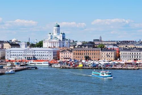 Busco compa�era para conocer Finlandia o Noruega este verano